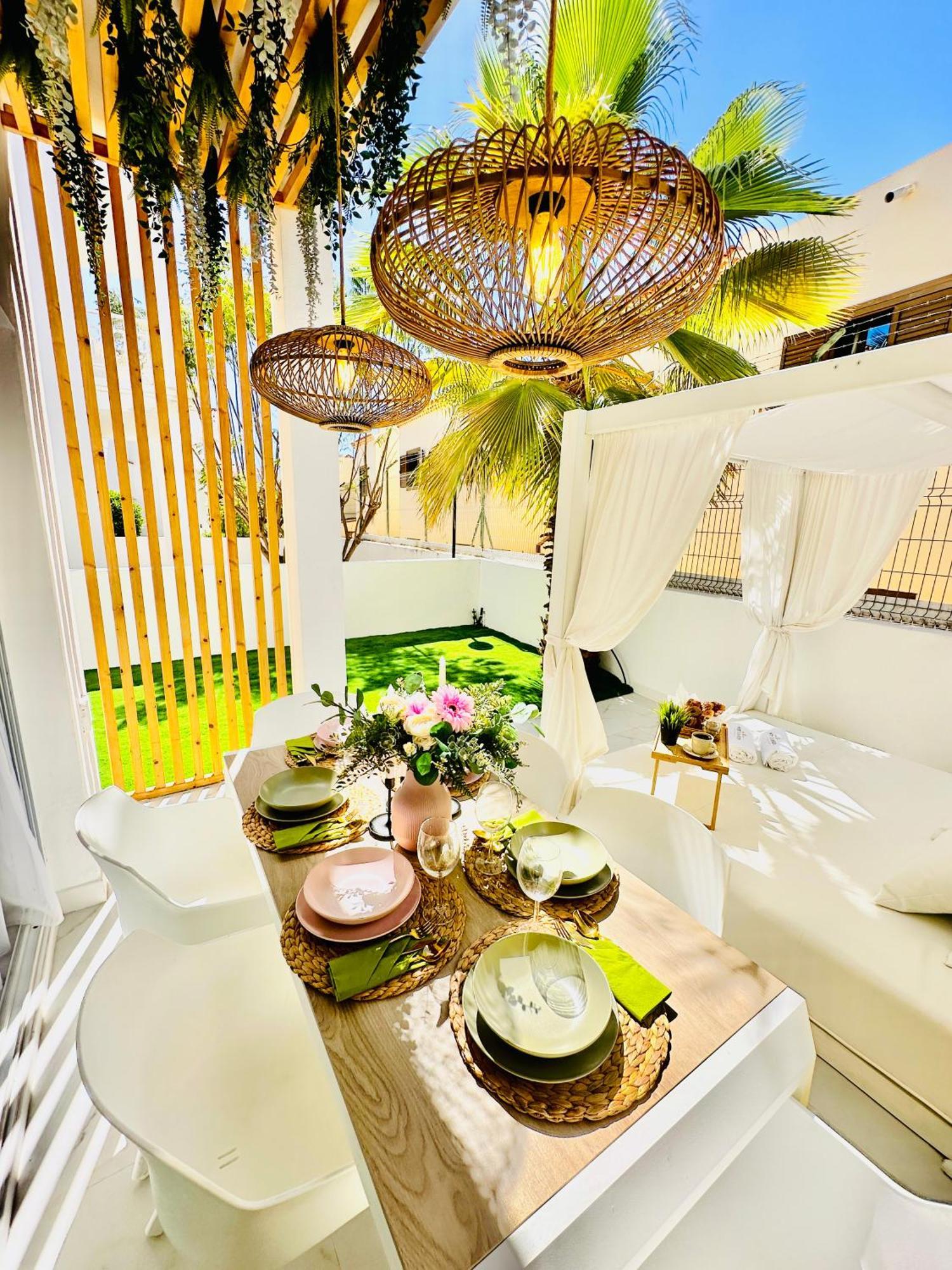 Luxury Villa Fanabe With Private Garden Costa Adeje  Buitenkant foto