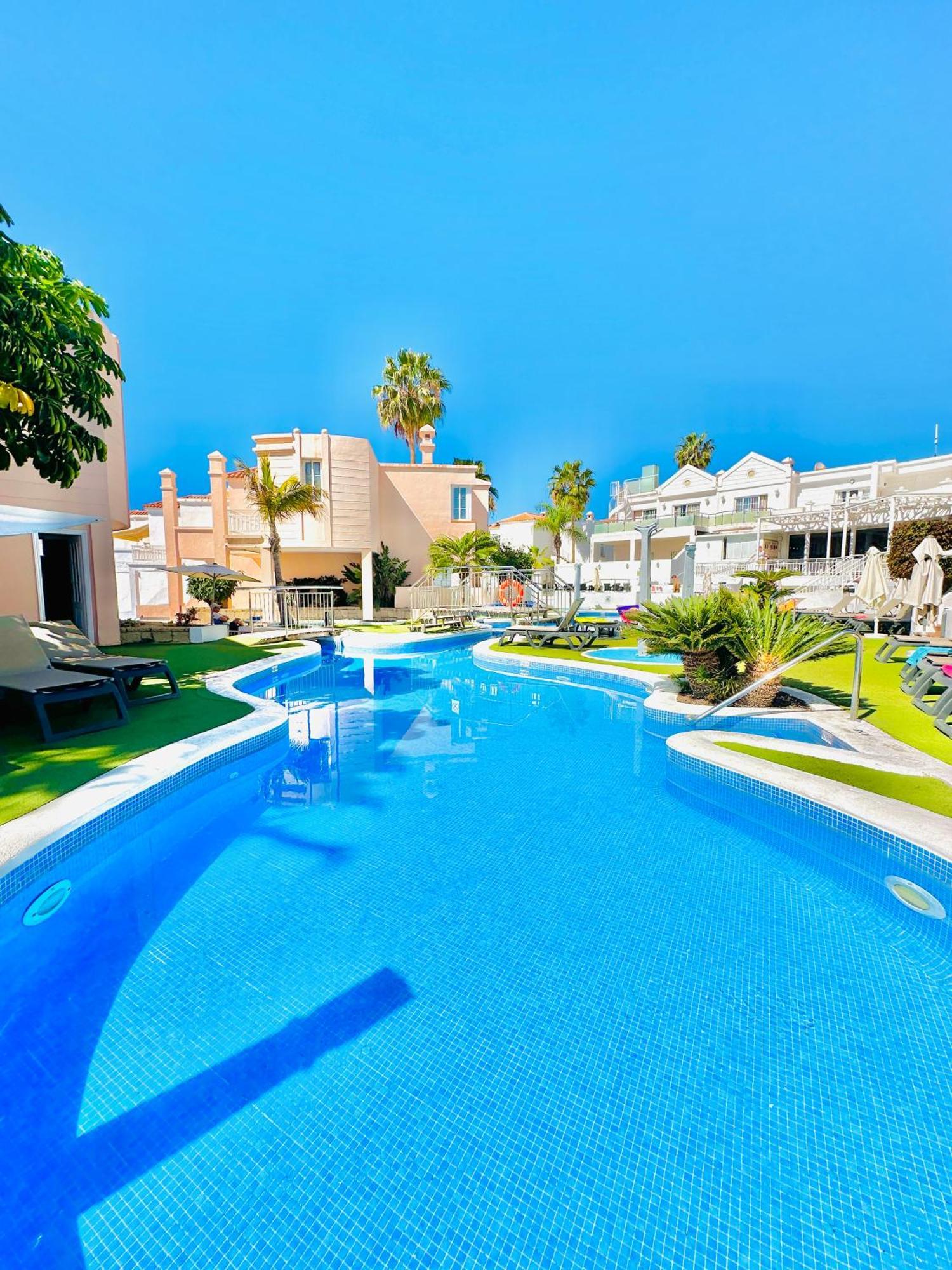 Luxury Villa Fanabe With Private Garden Costa Adeje  Buitenkant foto